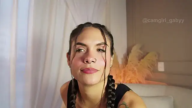 Gaby Ferrer online show from 02/03/26, 02:33