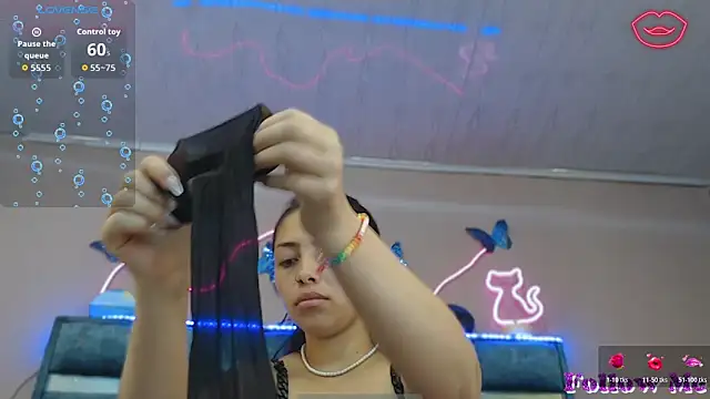 Roxan Fox- online show from 11/25/25, 02:01