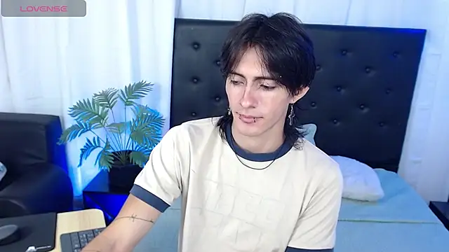 andreey50 online show from 11/19/25, 01:22