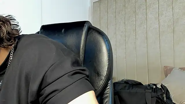 jeicob gagnon online show from 10/12/25, 08:48