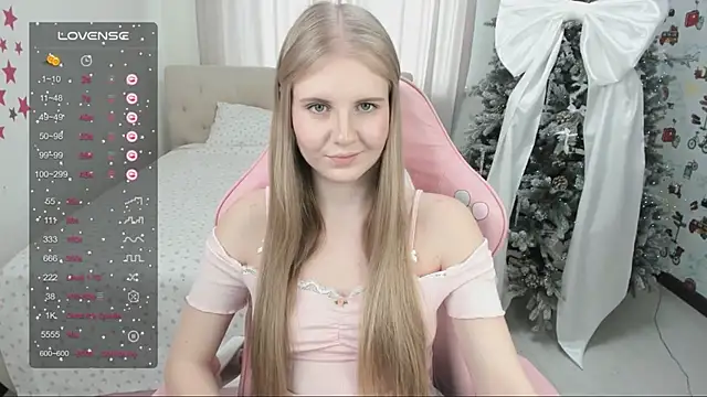 Snapshot of Miss_Esmiie chatting on 01/05/25, 07:07 Miss Esmiie online show from 01/05/25, 07:07