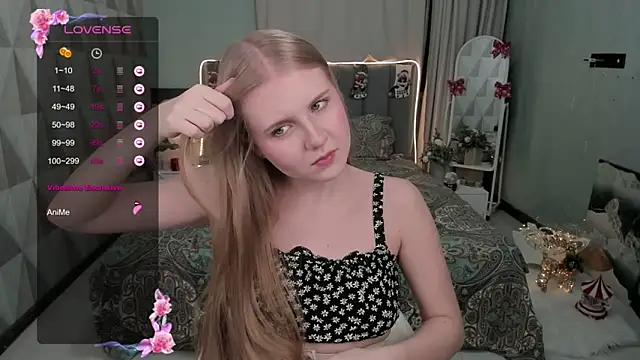 Snapshot of Miss_Esmiie chatting on 01/04/25, 04:12 Miss Esmiie online show from 01/04/25, 04:12