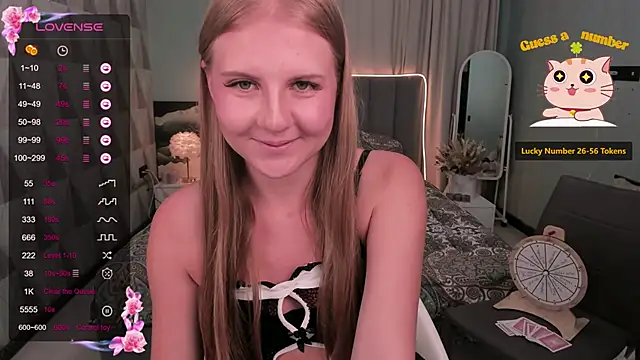 Snapshot of Miss_Esmiie chatting on 01/28/25, 10:12 Miss Esmiie online show from 01/28/25, 10:12