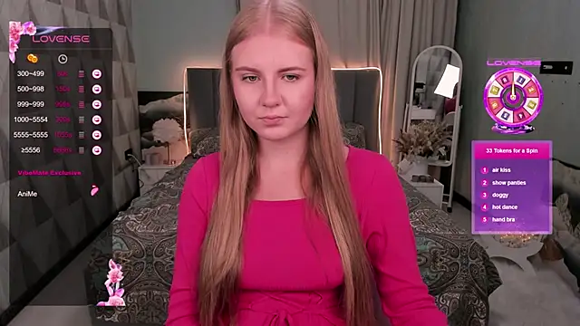 Snapshot of Miss_Esmiie chatting on 02/04/25, 04:15 Miss Esmiie online show from 02/04/25, 04:15