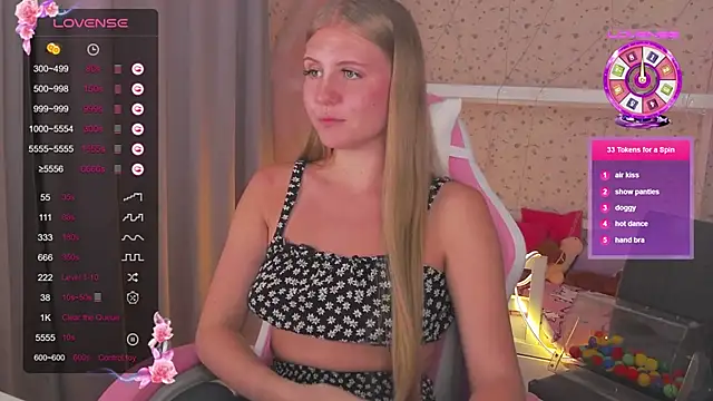 Snapshot of Miss_Esmiie chatting on 01/30/25, 06:21 Miss Esmiie online show from 01/30/25, 06:21