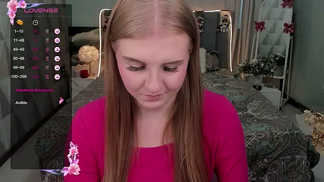 Snapshot of Miss_Esmiie chatting on 12/25/24, 07:03 Miss Esmiie online show from 12/25/24, 07:03