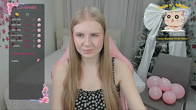 Snapshot of Miss_Esmiie chatting on 01/08/25, 04:12 Miss Esmiie online show from 01/08/25, 04:12