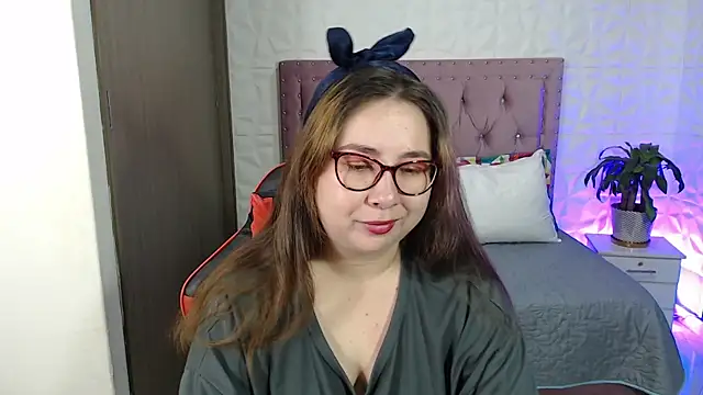 chloe prg online show from 02/22/25, 12:51