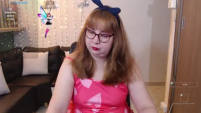 chloe prg online show from 11/24/25, 01:33