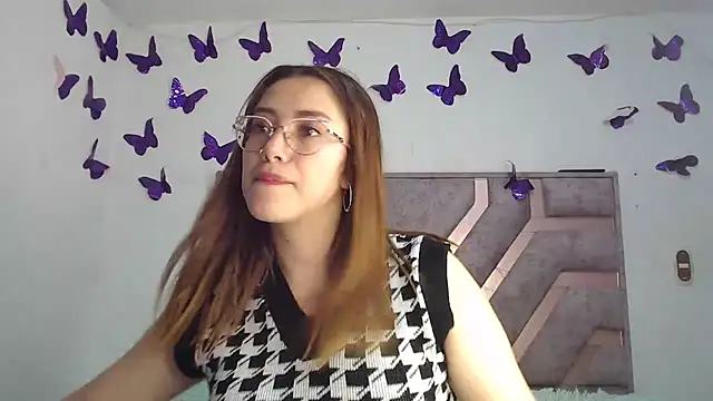 Anny Fox- online show from 05/06/26, 02:26