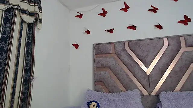 Snapshot of Anny_Fox- chatting on 09/10/25, 03:05 Anny Fox- online show from 09/10/25, 03:05