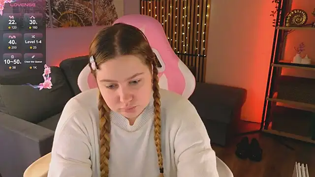 Snapshot of Ellie_Wellie chatting on 03/03/25, 03:11 Ellie Wellie online show from 03/03/25, 03:11