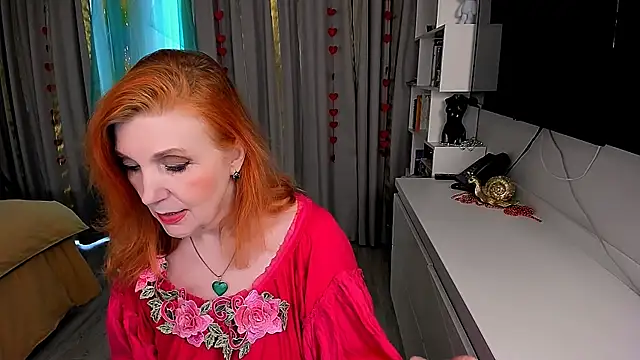 Fire-Fox-One online show from 03/04/26, 01:41