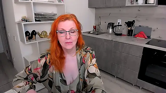Snapshot of Fire-Fox-One chatting on 05/09/26, 08:34 Fire-Fox-One online show from 05/09/26, 08:34
