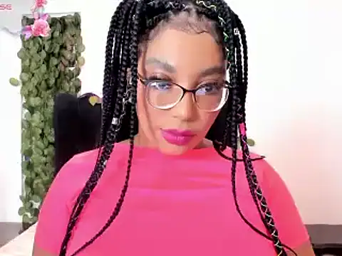 Snapshot of AmyBriiggs chatting on 02/13/26, 04:01 AmyBriiggs online show from 02/13/26, 04:01