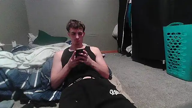 Snapshot of cw1ss chatting on 10/09/25, 04:29 cw1ss online show from 10/09/25, 04:29