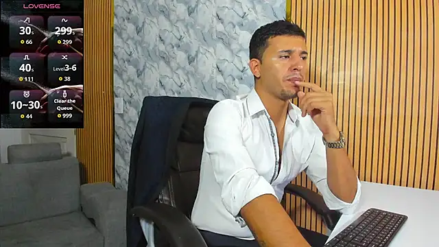 Hideintheoffice online show from 01/18/26, 01:31