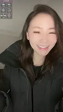 baobaomiqi linger online show from 11/02/25, 02:38