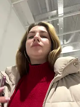 Snapshot of MayaMystic chatting on 02/03/25, 12:25 MayaMystic online show from 02/03/25, 12:25