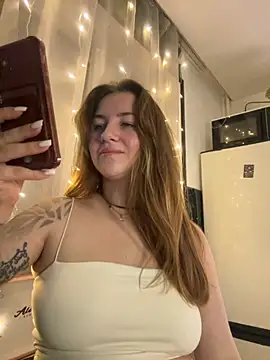 MayaMystic online show from 11/17/25, 04:11