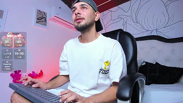 Samir bear online show from 11/22/25, 01:54