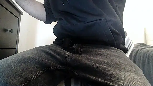 Snapshot of teek1234_1 chatting on 02/26/25, 10:26 teek1234 1 online show from 02/26/25, 10:26