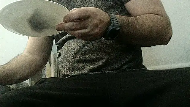 Snapshot of teek1234_1 chatting on 11/26/25, 05:07 teek1234 1 online show from 11/26/25, 05:07