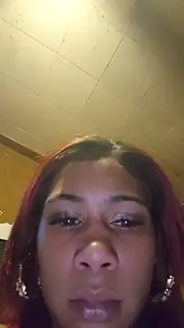 Snapshot of carmelbbyx22 chatting on 01/09/26, 02:40 carmelbbyx22 online show from 01/09/26, 02:40