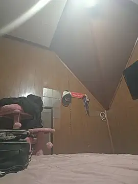 carmelbbyx22 online show from 04/16/26, 11:51