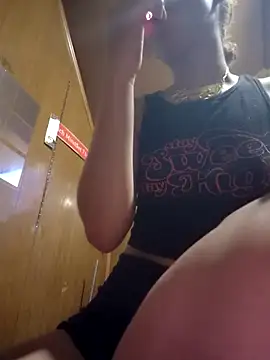 carmelbbyx22 online show from 05/09/26, 05:16