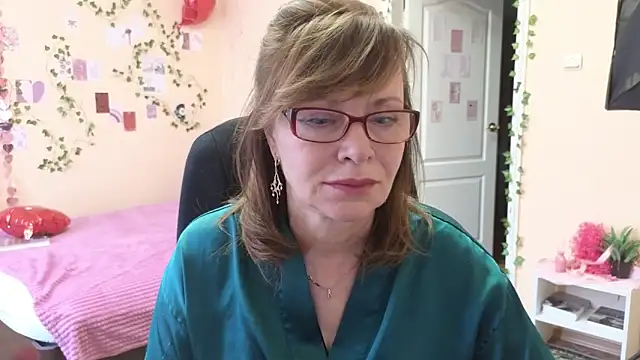 Miss Moren online show from 03/26/26, 06:22