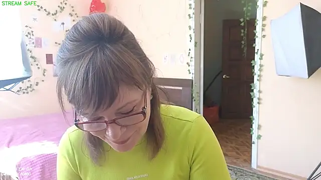 Miss Moren online show from 06/27/26, 05:24