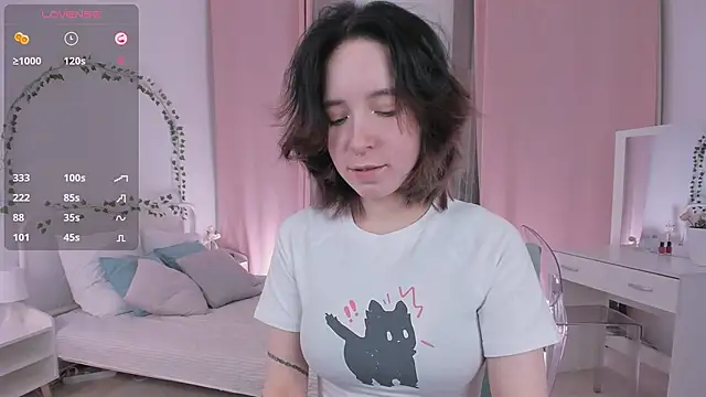 lilithlunna online show from 02/26/25, 10:15