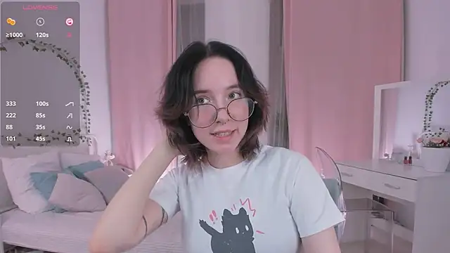 lilithlunna online show from 02/27/25, 04:24