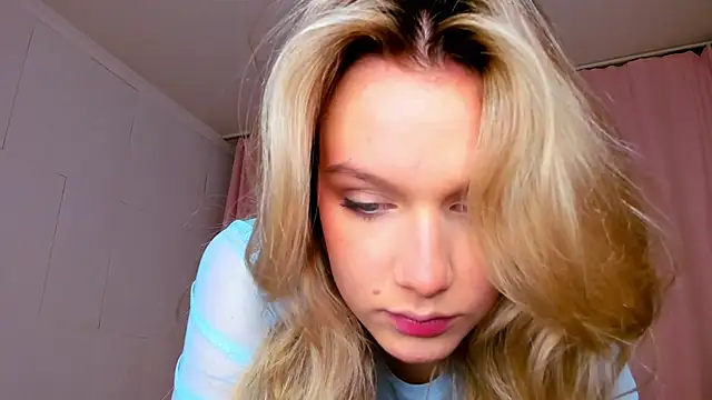 MeowthLilu online show from 11/29/25, 04:12