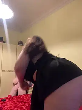 Snapshot of boobsiekattie chatting on 12/27/24, 06:42 boobsiekattie online show from 12/27/24, 06:42