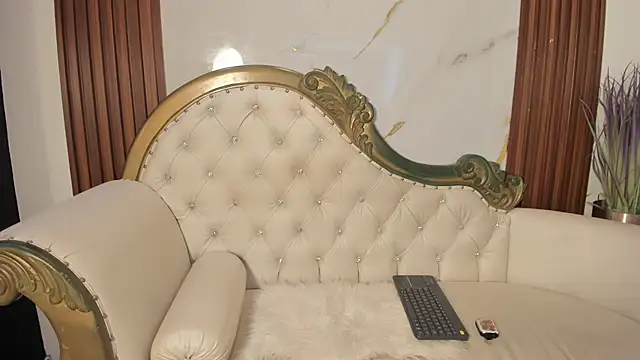 BrithanySummer online show from 11/11/25, 04:18