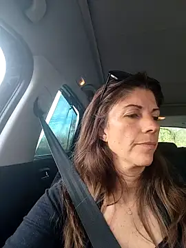 sansan2411 online show from 11/05/25, 02:09