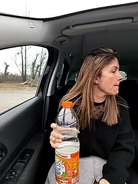 sansan2411 online show from 01/07/26, 01:38