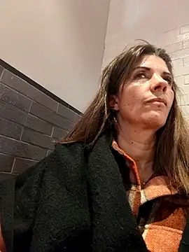 sansan2411 online show from 11/07/25, 01:04