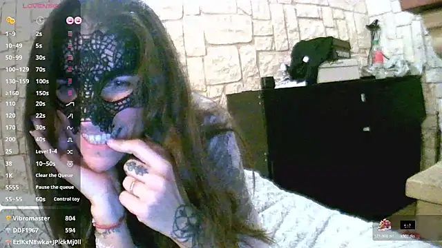 sansan2411 online show from 02/22/25, 12:05