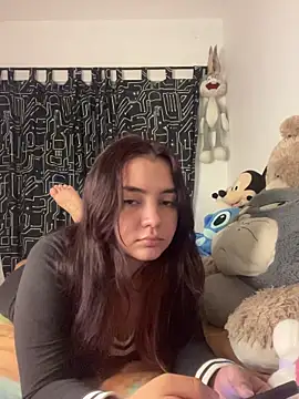 Snapshot of Ema_kraus chatting on 02/07/26, 01:02 Ema kraus online show from 02/07/26, 01:02