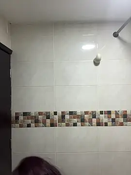 Snapshot of Ema_kraus chatting on 04/08/26, 01:07 Ema kraus online show from 04/08/26, 01:07