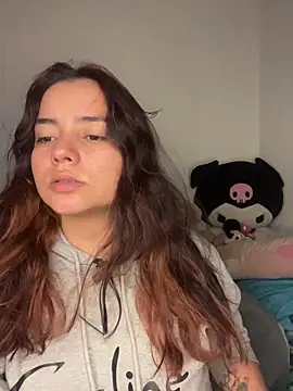 Snapshot of Ema_kraus chatting on 02/25/26, 02:45 Ema kraus online show from 02/25/26, 02:45