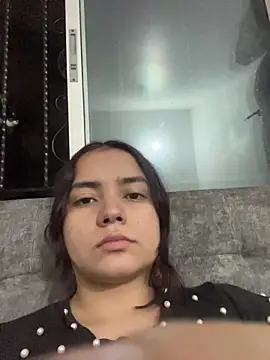 Snapshot of Ema_kraus chatting on 02/10/26, 02:43 Ema kraus online show from 02/10/26, 02:43