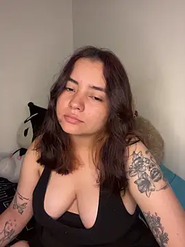 Snapshot of Ema_kraus chatting on 03/01/26, 02:11 Ema kraus online show from 03/01/26, 02:11