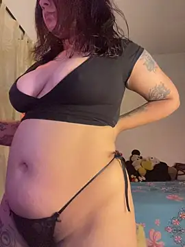 Snapshot of Ema_kraus chatting on 04/05/26, 01:34 Ema kraus online show from 04/05/26, 01:34