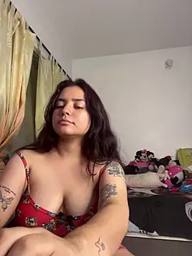 Snapshot of Ema_kraus chatting on 04/11/26, 01:35 Ema kraus online show from 04/11/26, 01:35