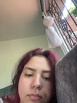 Snapshot of Ema_kraus chatting on 04/11/26, 08:01 Ema kraus online show from 04/11/26, 08:01