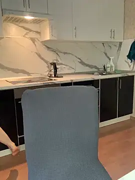 Sweet white chocolate online show from 03/11/25, 05:35